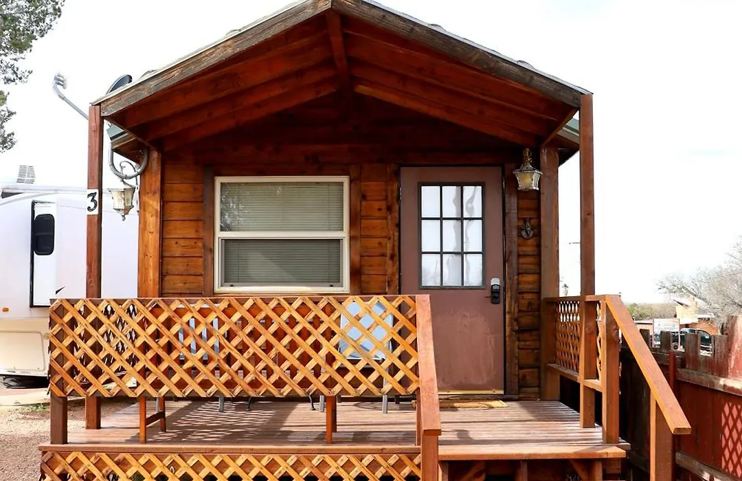 Stampede Cabin 3-1